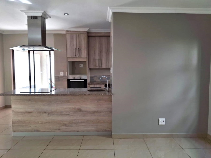 3 Bedroom Property for Sale in Boardwalk Gauteng