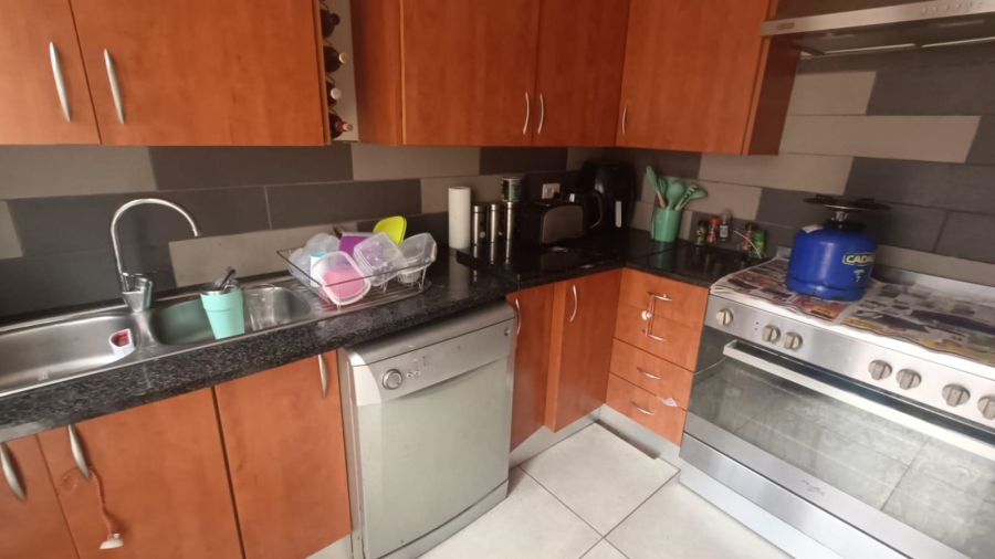 3 Bedroom Property for Sale in Clubview Gauteng