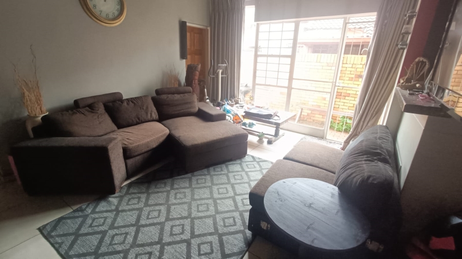 3 Bedroom Property for Sale in Clubview Gauteng