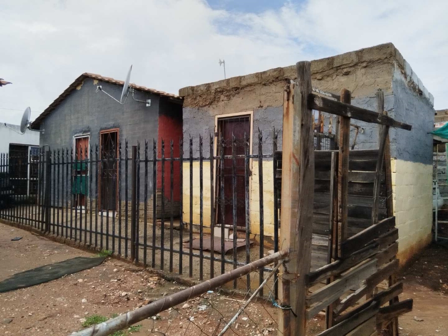 2 Bedroom Property for Sale in Olievenhoutbosch A H Gauteng