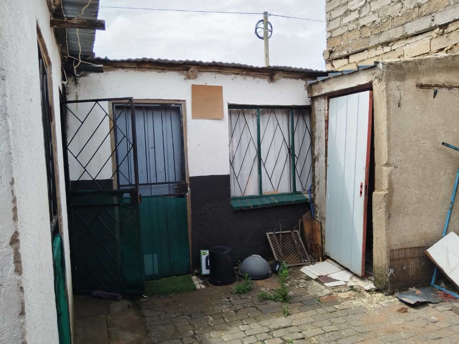 2 Bedroom Property for Sale in Olievenhoutbosch A H Gauteng