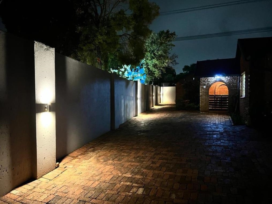 3 Bedroom Property for Sale in Hurlingham Manor Gauteng