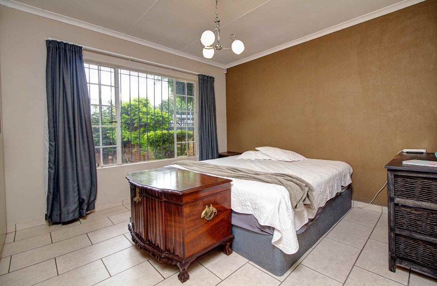 3 Bedroom Property for Sale in Wilgeheuwel Gauteng