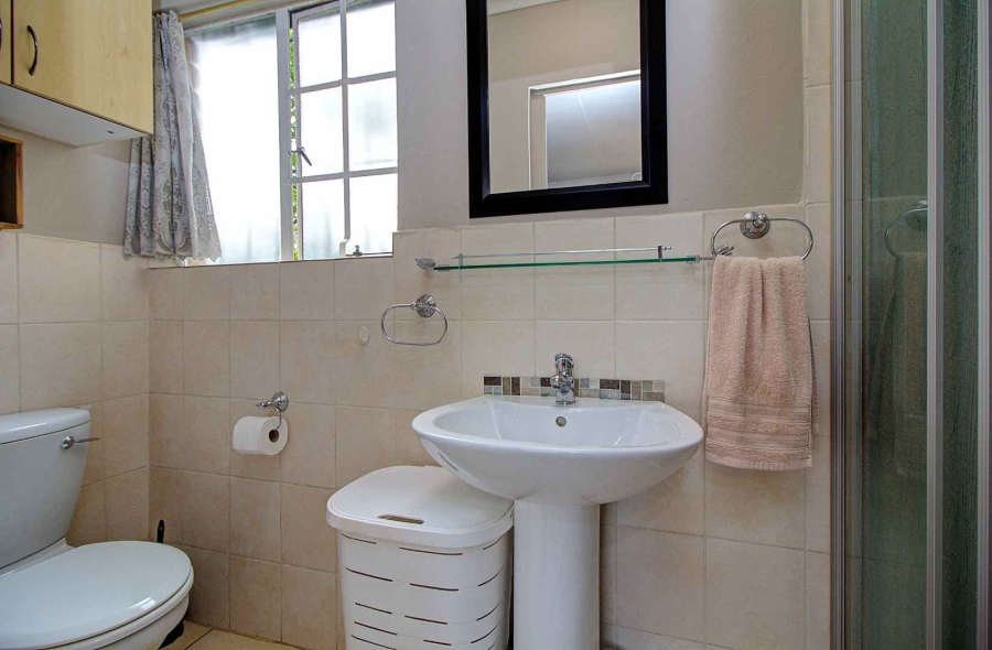 3 Bedroom Property for Sale in Wilgeheuwel Gauteng