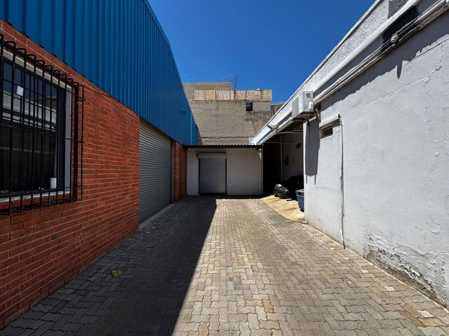 Commercial Property for Sale in New Redruth Gauteng