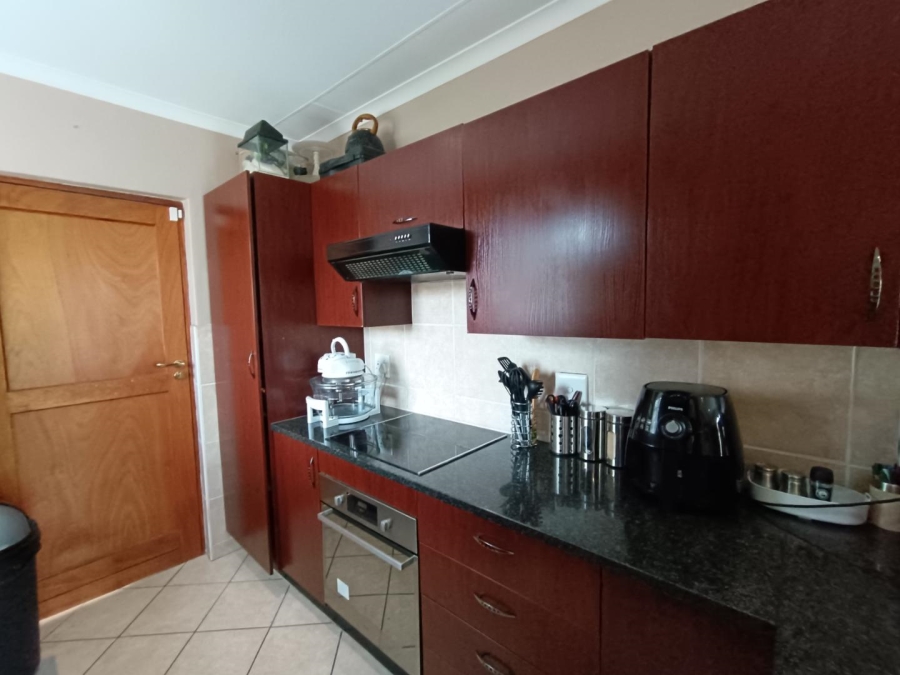 2 Bedroom Property for Sale in Arundo Estate Gauteng