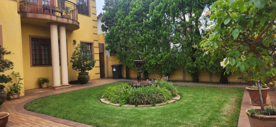 4 Bedroom Property for Sale in Linmeyer Gauteng