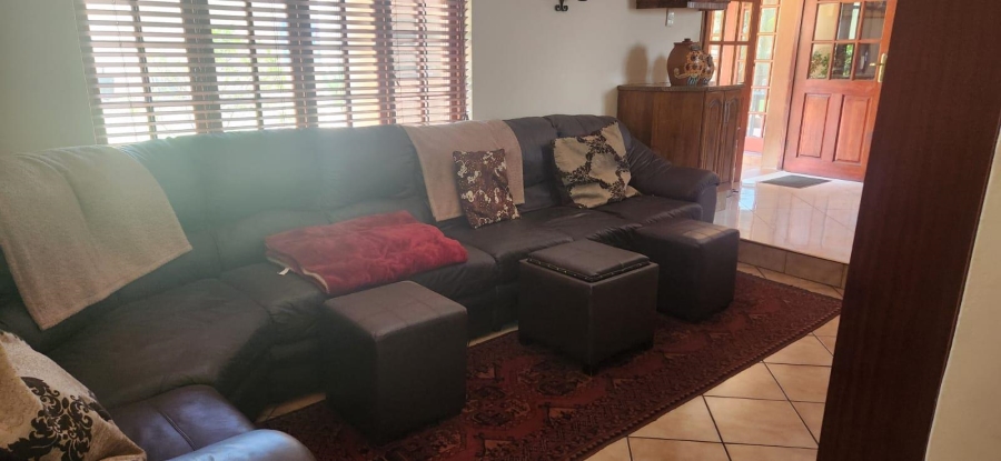 4 Bedroom Property for Sale in Linmeyer Gauteng