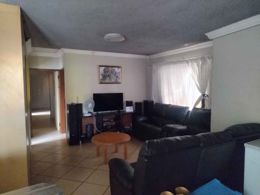 To Let 3 Bedroom Property for Rent in Soshanguve XX Gauteng