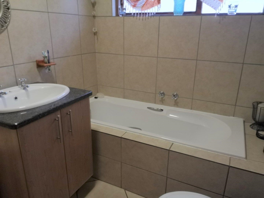 2 Bedroom Property for Sale in Meyersdal Gauteng