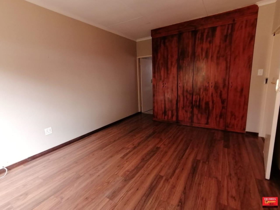 3 Bedroom Property for Sale in Thatchfield Estate Gauteng
