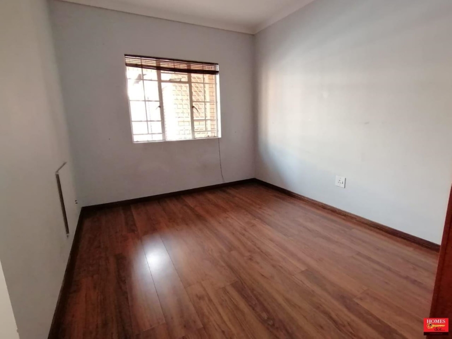 3 Bedroom Property for Sale in Thatchfield Estate Gauteng