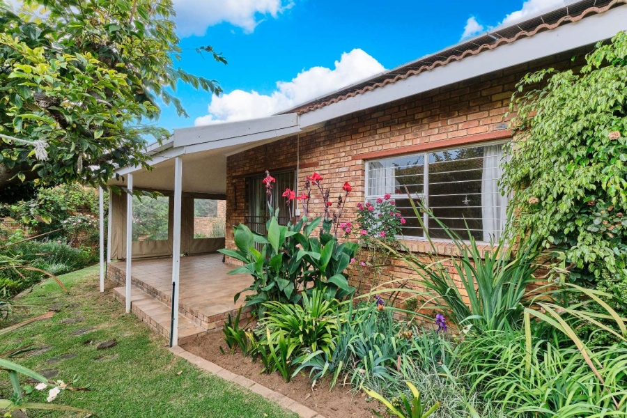 3 Bedroom Property for Sale in Sundowner Gauteng