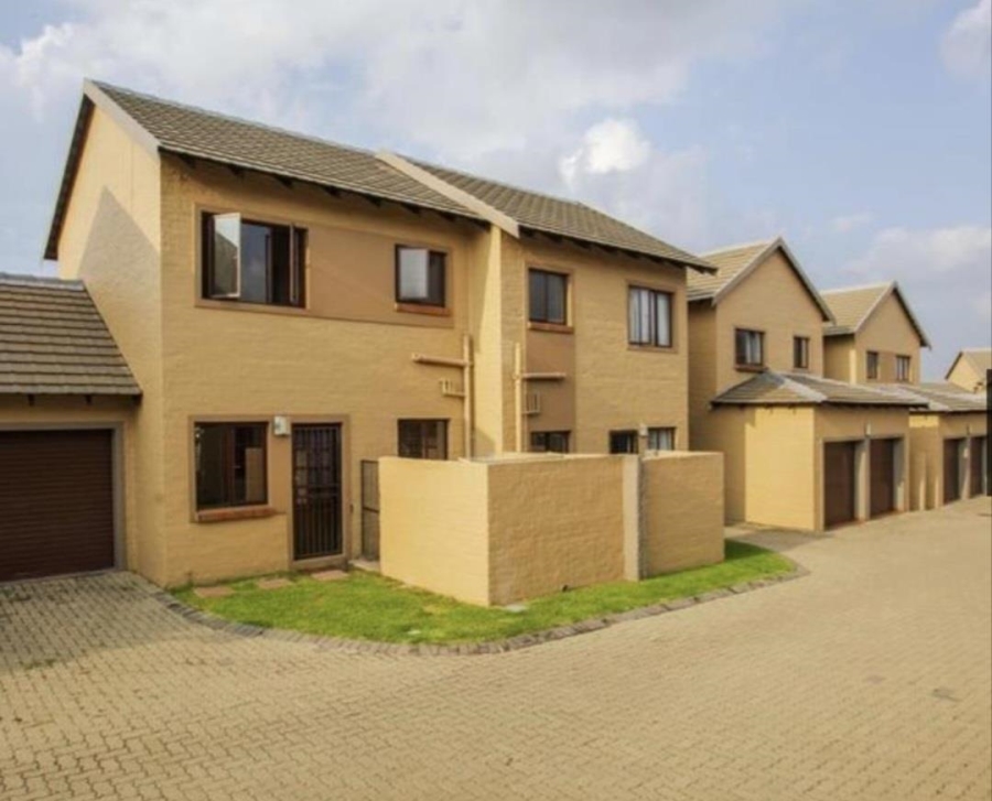 To Let 2 Bedroom Property for Rent in Carlswald Gauteng