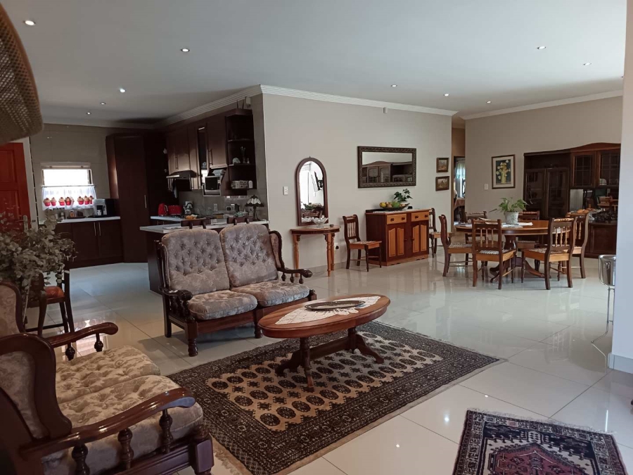 3 Bedroom Property for Sale in New Redruth Gauteng