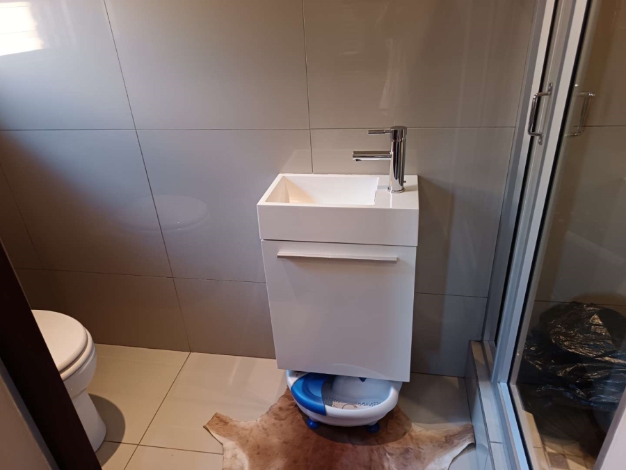 3 Bedroom Property for Sale in New Redruth Gauteng