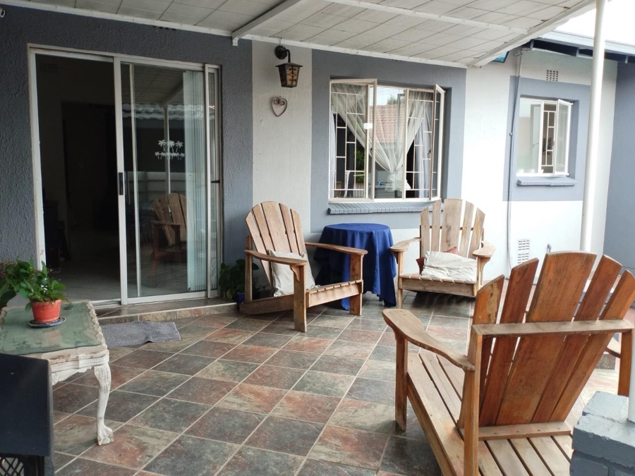 4 Bedroom Property for Sale in Verwoerdpark Gauteng