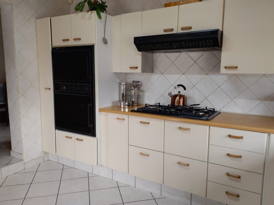 4 Bedroom Property for Sale in Verwoerdpark Gauteng