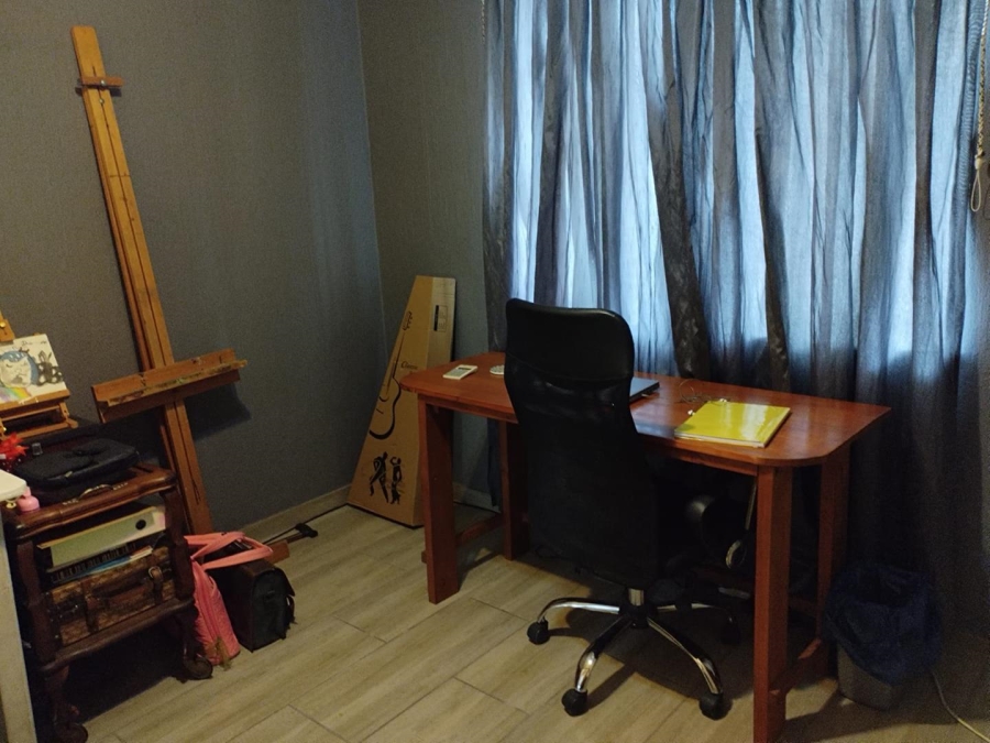 4 Bedroom Property for Sale in Verwoerdpark Gauteng