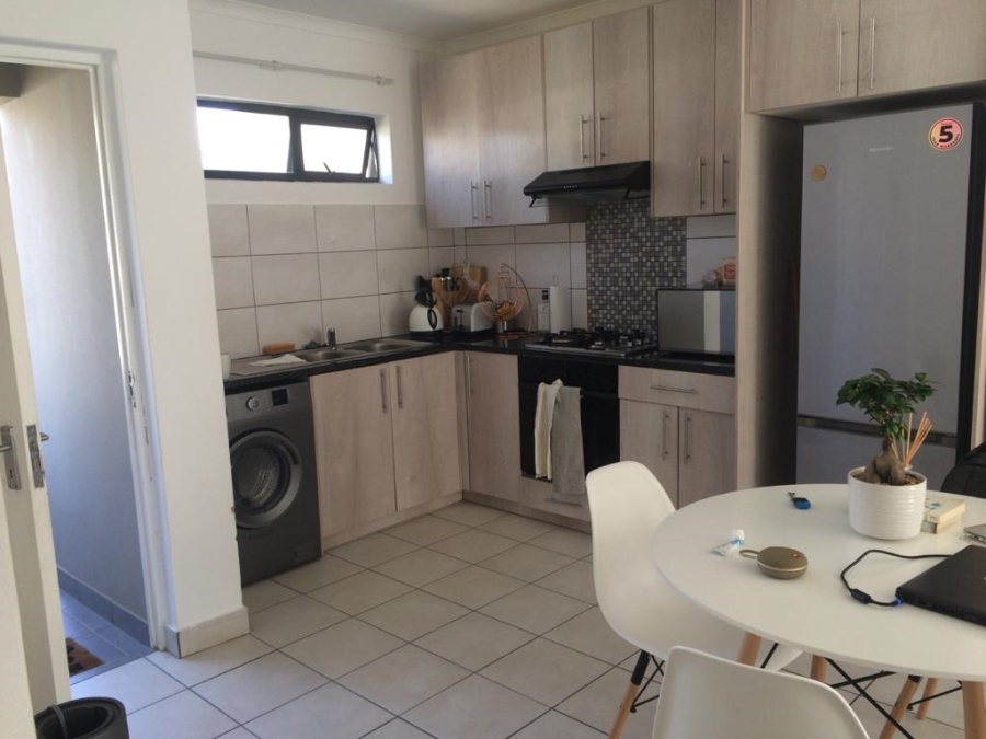 To Let 2 Bedroom Property for Rent in Ferndale Gauteng