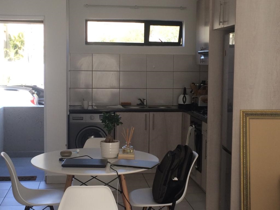 To Let 2 Bedroom Property for Rent in Ferndale Gauteng