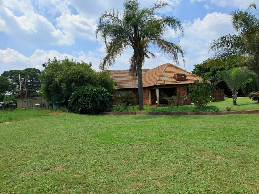 0 Bedroom Property for Sale in Hartbeeshoek Gauteng