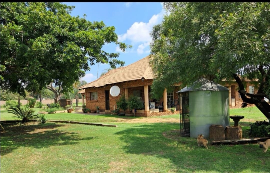 0 Bedroom Property for Sale in Hartbeeshoek Gauteng