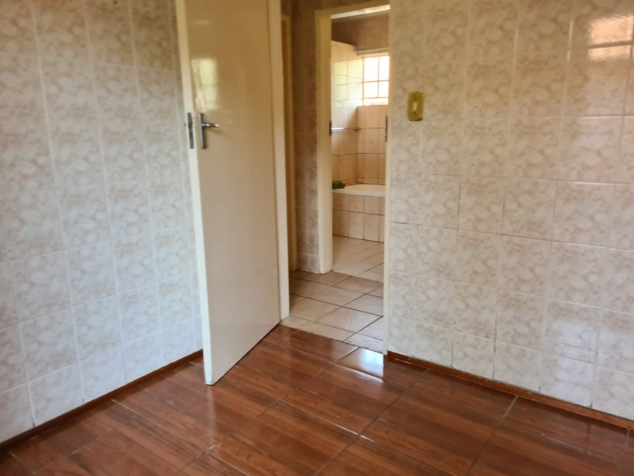 To Let 2 Bedroom Property for Rent in Hesteapark Gauteng