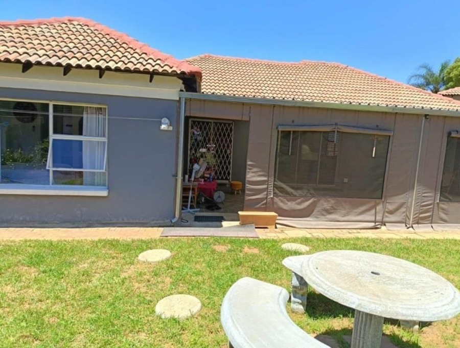 3 Bedroom Property for Sale in Van Riebeeck Park Gauteng