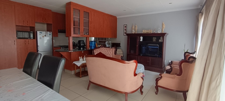 6 Bedroom Property for Sale in Norkem Park Gauteng