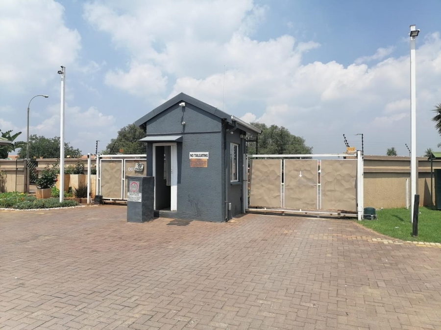 2 Bedroom Property for Sale in Norkem Park Gauteng