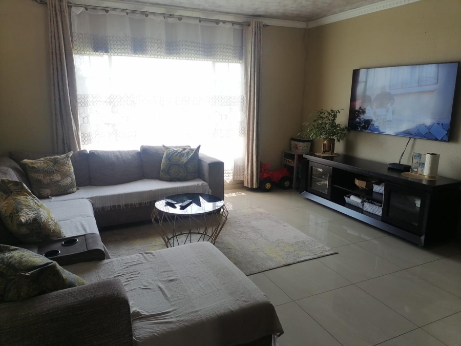 2 Bedroom Property for Sale in Norkem Park Gauteng