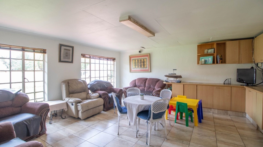 4 Bedroom Property for Sale in Bakerton Gauteng