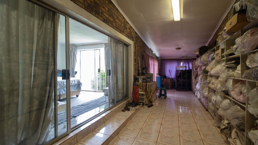 4 Bedroom Property for Sale in Bakerton Gauteng