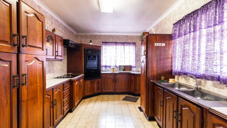 3 Bedroom Property for Sale in Bakerton Gauteng