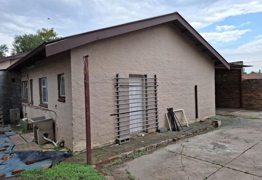 4 Bedroom Property for Sale in Booysens Gauteng