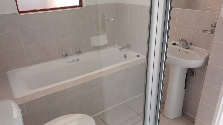 1 Bedroom Property for Sale in Craigavon Gauteng