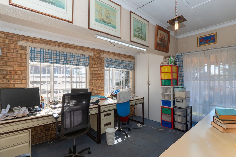 3 Bedroom Property for Sale in Birchleigh Gauteng