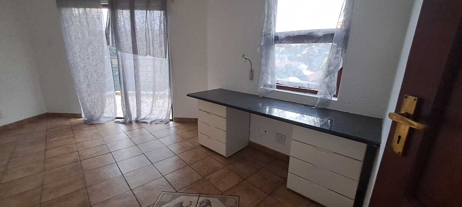 To Let 2 Bedroom Property for Rent in Mulbarton Gauteng