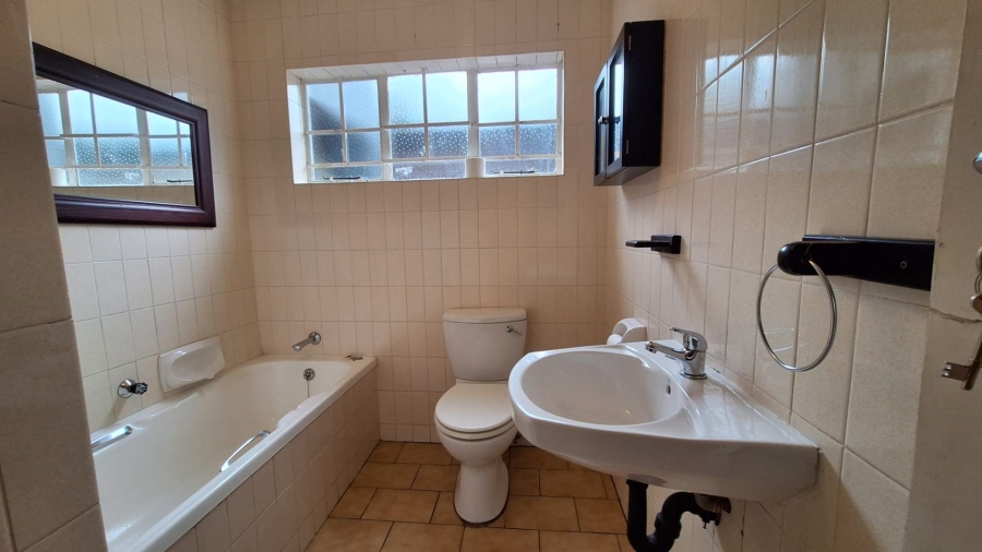 To Let 2 Bedroom Property for Rent in Northwold Gauteng