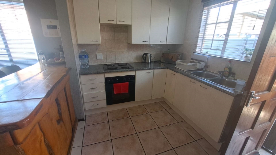 To Let 2 Bedroom Property for Rent in Bellairspark Gauteng