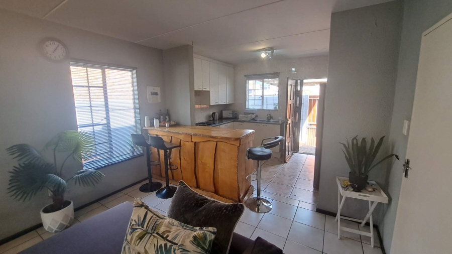 To Let 2 Bedroom Property for Rent in Bellairspark Gauteng