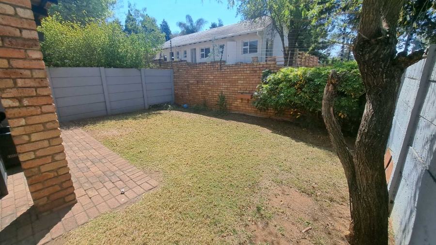 To Let 2 Bedroom Property for Rent in Bellairspark Gauteng