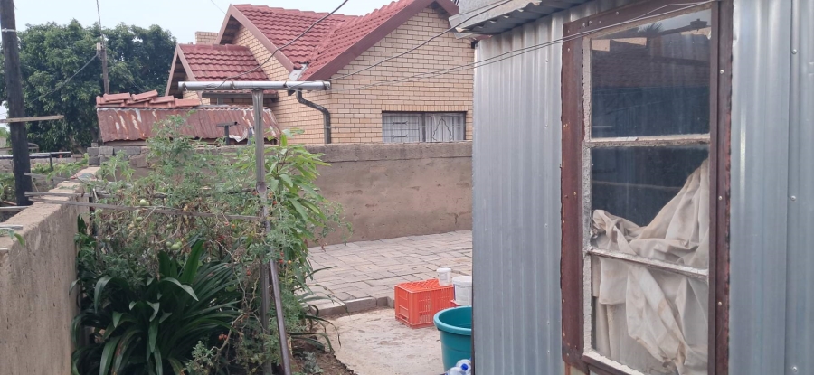 5 Bedroom Property for Sale in Morula View Gauteng