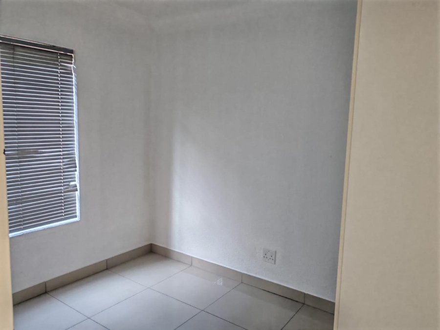 2 Bedroom Property for Sale in Edleen Gauteng