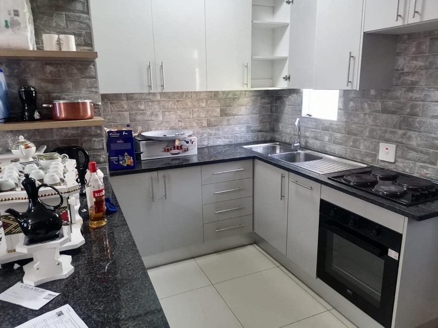 1 Bedroom Property for Sale in Norkem Park Gauteng