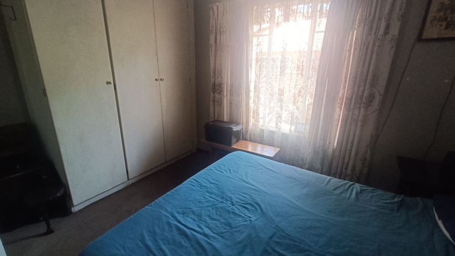 3 Bedroom Property for Sale in Hennopspark Gauteng