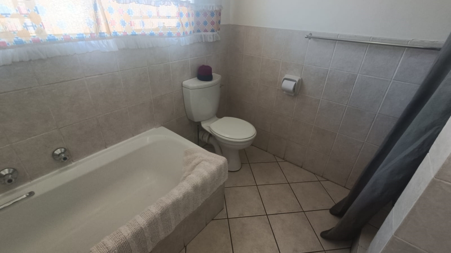 3 Bedroom Property for Sale in Hennopspark Gauteng