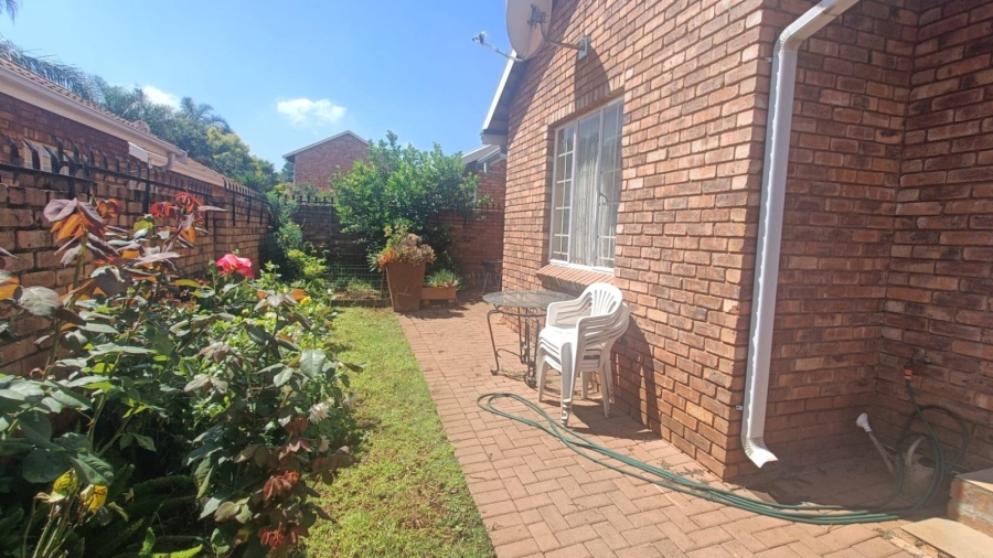 3 Bedroom Property for Sale in Hennopspark Gauteng