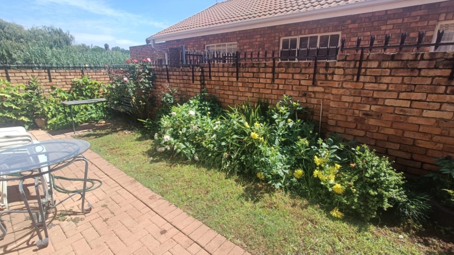 3 Bedroom Property for Sale in Hennopspark Gauteng